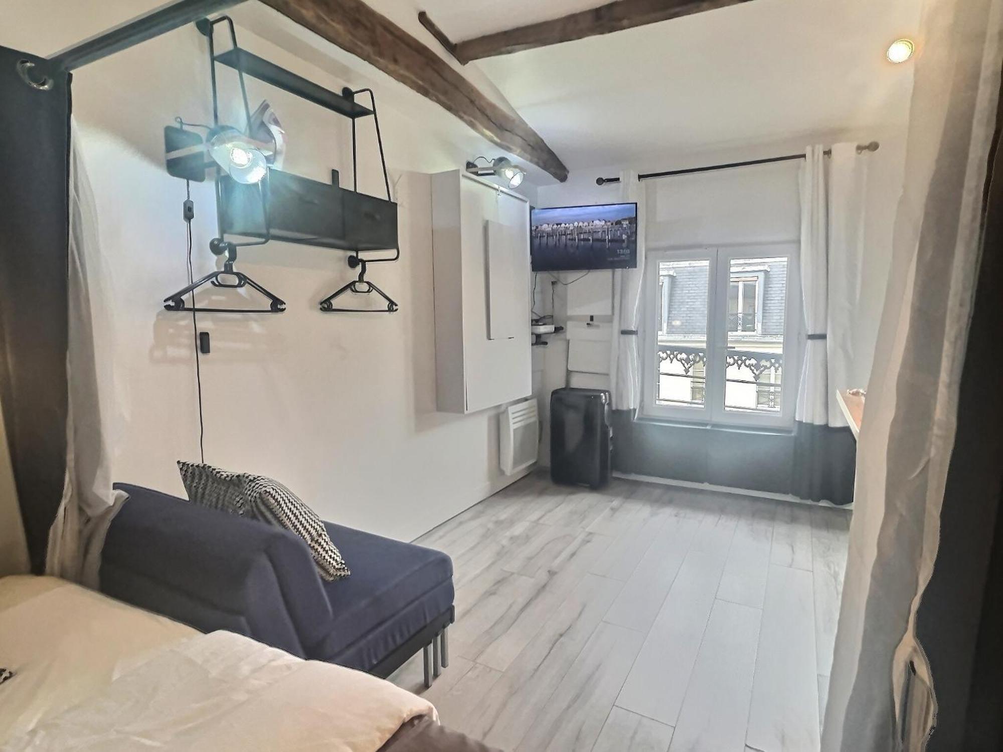 Beau Studio Calme Gare Et Metro A 300M Apartment Paris Ngoại thất bức ảnh